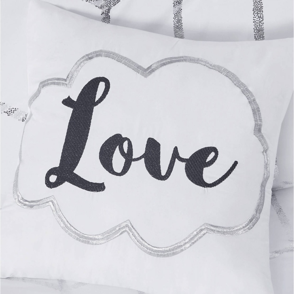 belk comforter set - Picture 3 of 3